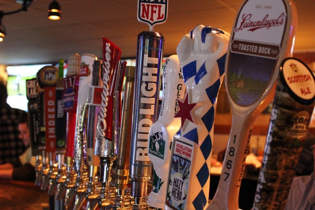 Rookies Sports Bar and Grill 13 C9639A96 FA48 4801 A1F4 3ED52E5DFF1B